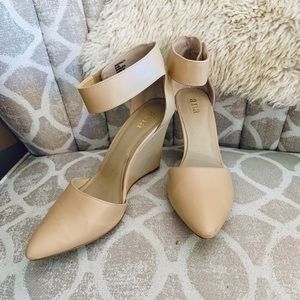 Nude wedge heels